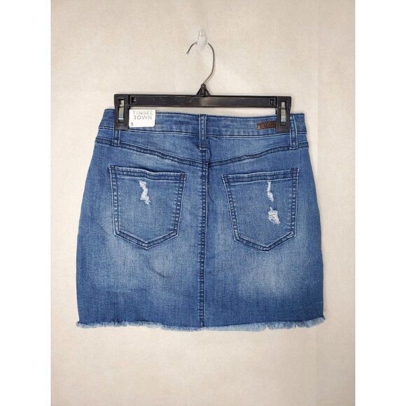 Tinseltown Denim Couture Junior's Distressed Raw Hem Denim Jean Mini Skirt Sz 5 - Picture 8 of 11